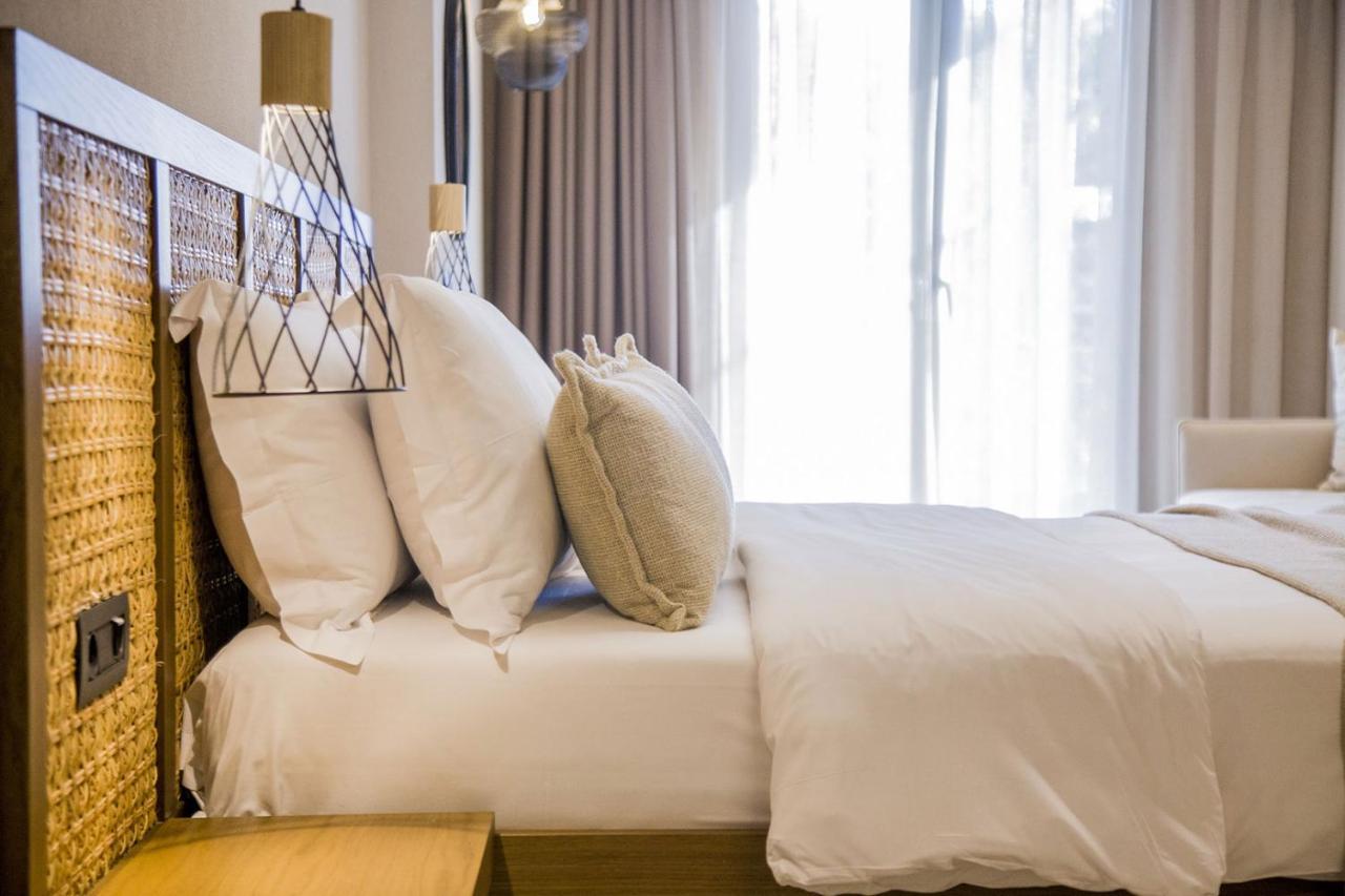 Kasta Beach Hotel Ofrínion Dış mekan fotoğraf