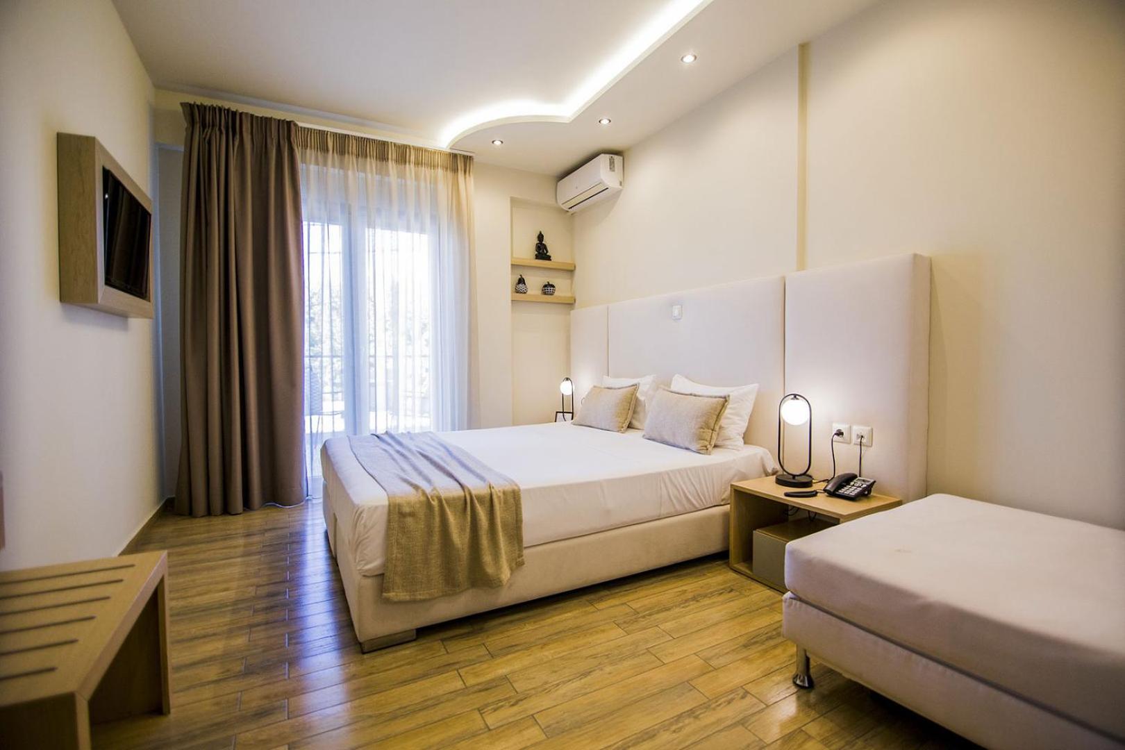 Kasta Beach Hotel Ofrínion Dış mekan fotoğraf